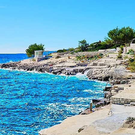Exclusive Penthouse On 100 Square Only 70 M From The Sea Trogir