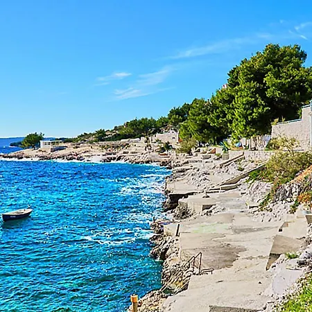 Apartment Exclusive Penthouse On 100 Square Only 70 M From The Sea Trogir