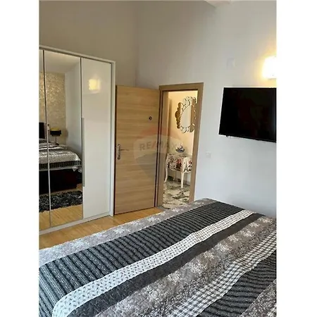 Apartment Exclusive Penthouse On 100 Square Only 70 M From The Sea