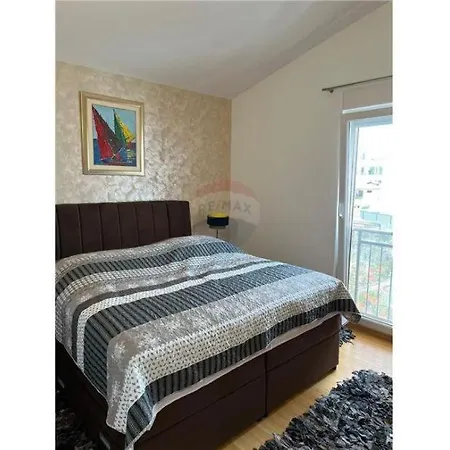 Apartment Exclusive Penthouse On 100 Square Only 70 M From The Sea *